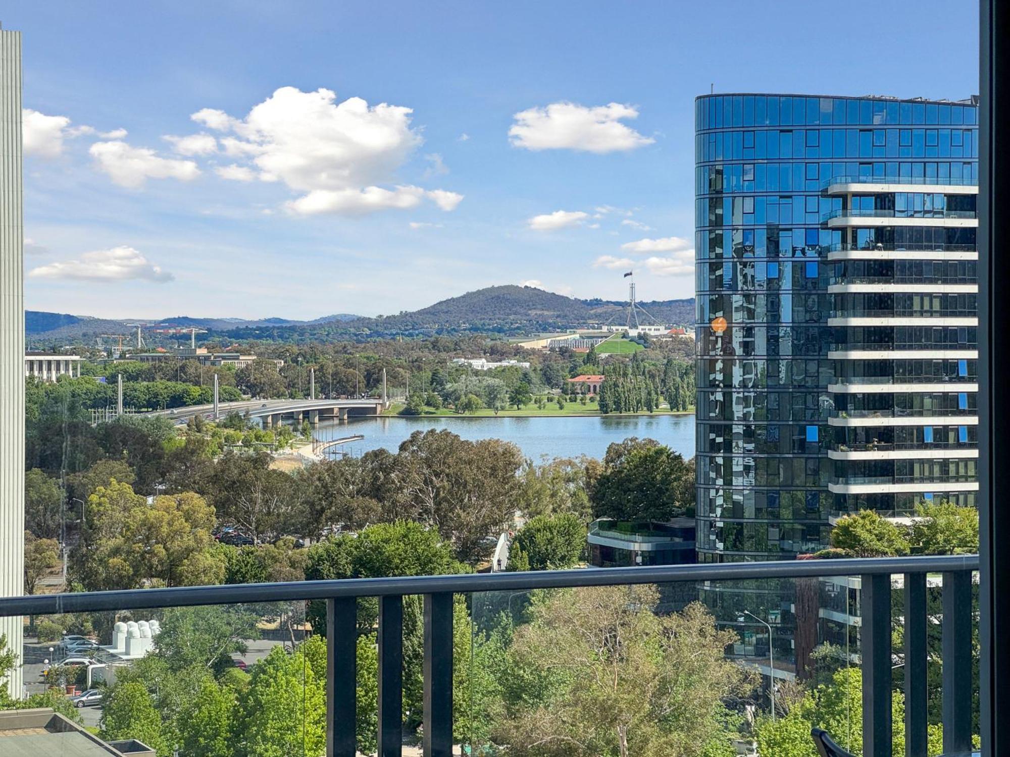 Apartamento Glorious Central Canberra 1-Bed With Pool & Sauna Exterior foto